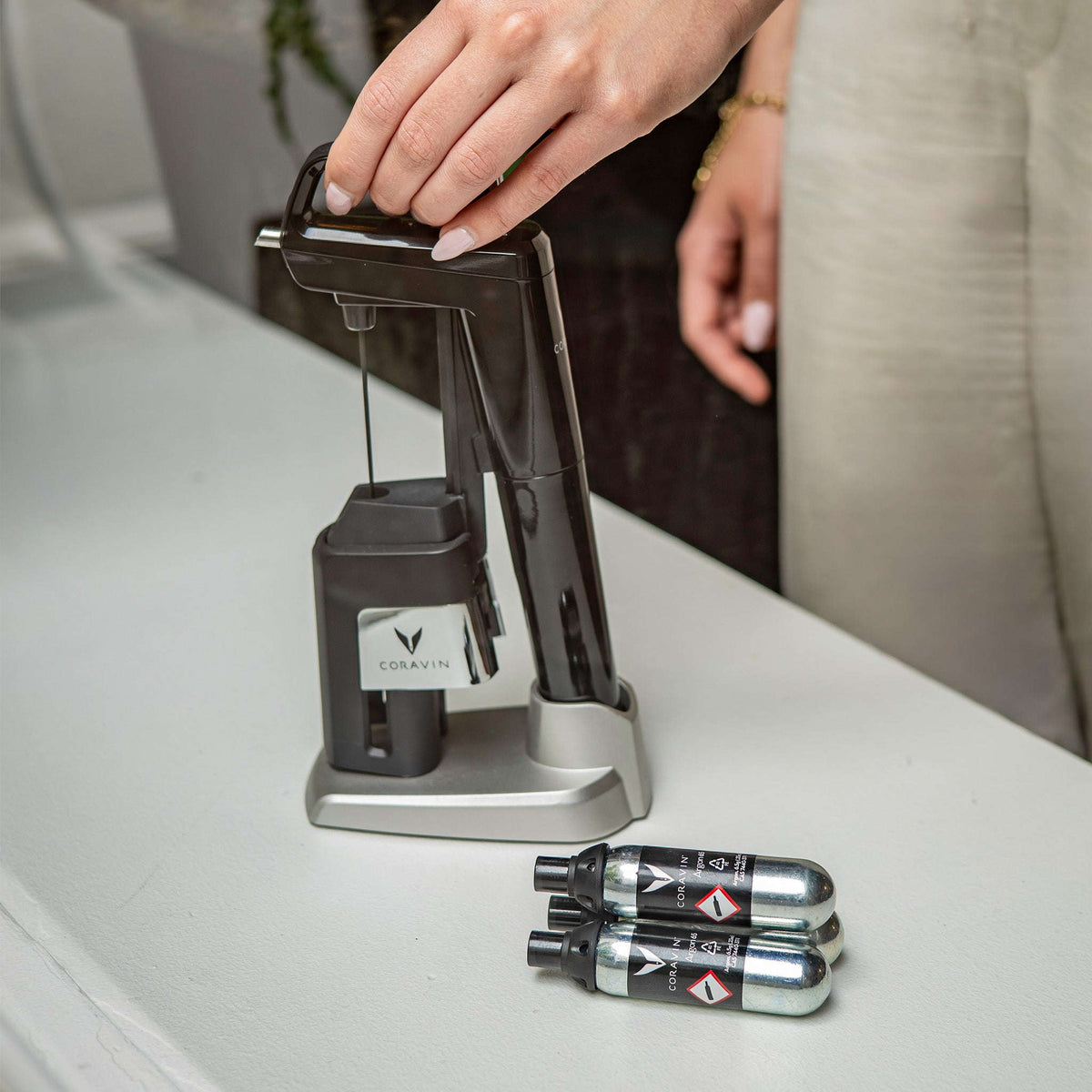 Base Universal para Sistemas Coravin Cantina Tuls