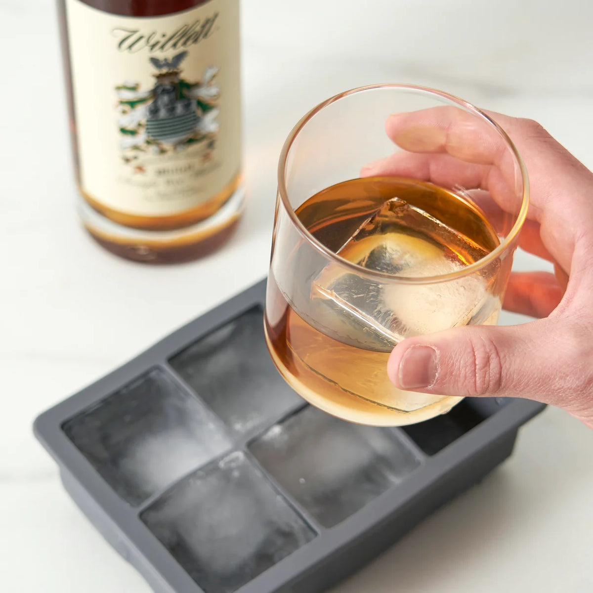 Molde para Cubos de Hielo con Tapa, Old Fashioned